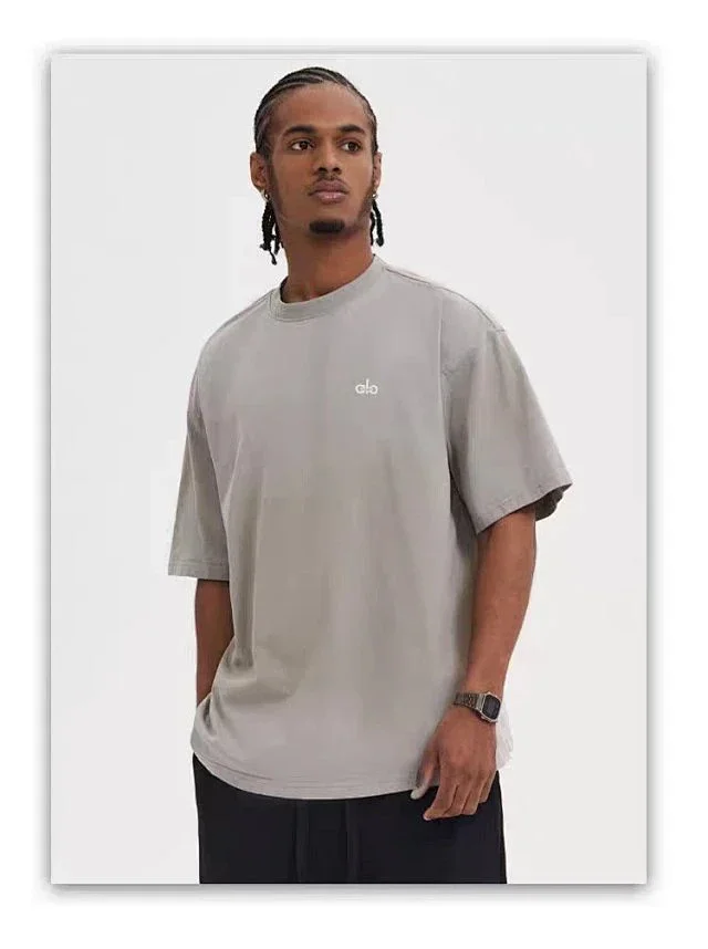 Alo T-Shirts Oversized washed crew-neck T-shirt product detail image 11