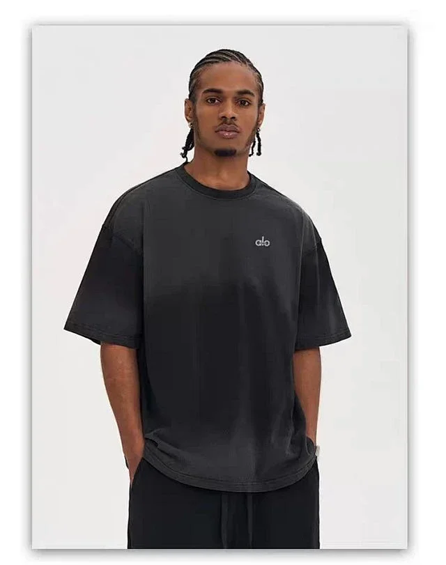 Alo T-Shirts Oversized washed crew-neck T-shirt product detail image 9