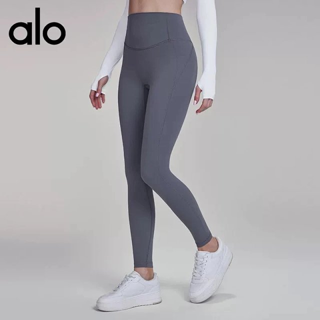 Alo Pants: seller detail photo 3
