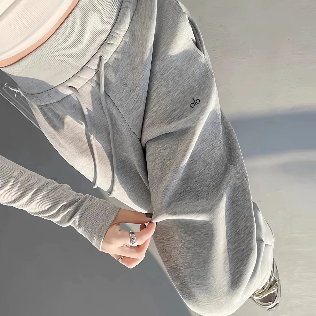 Alo Trousers High-waisted wide-leg drawstring sweatpants image 2