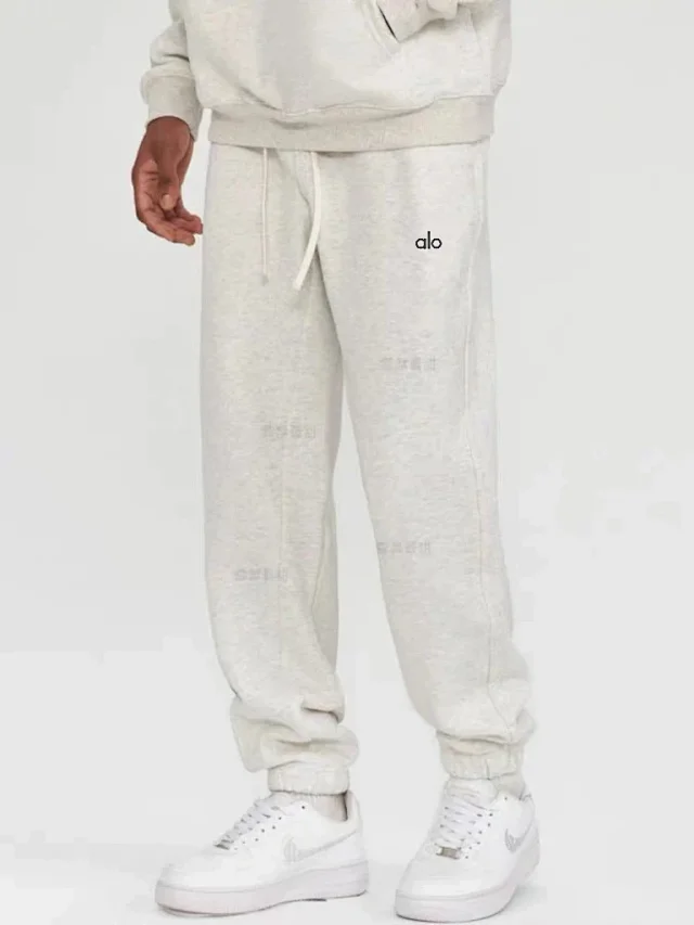 Alo Yoga Crewneck sweatshirt and drawstring jogger pants product detail image 13