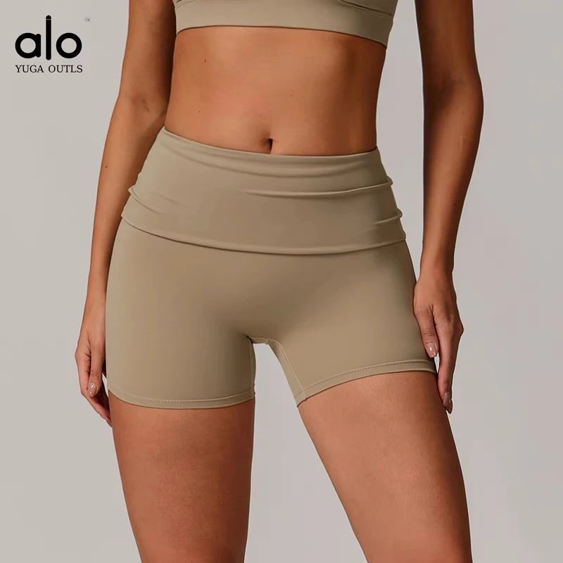 Alo Yoga Outls High-Waisted Fold-Over Shorts Black - 13