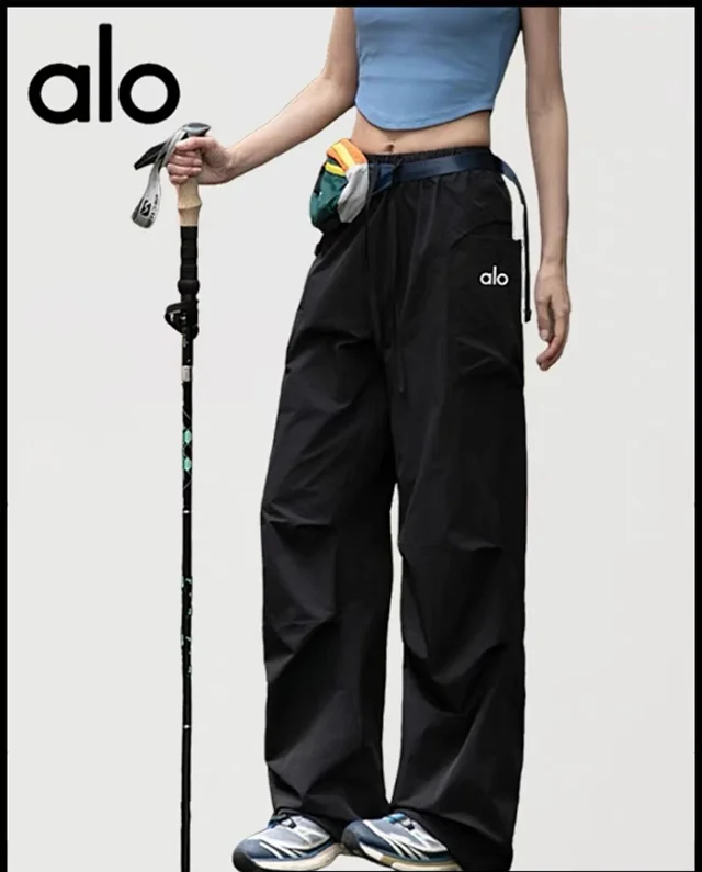 Alo Yoga Trousers wide-leg cargo pants product detail image 4