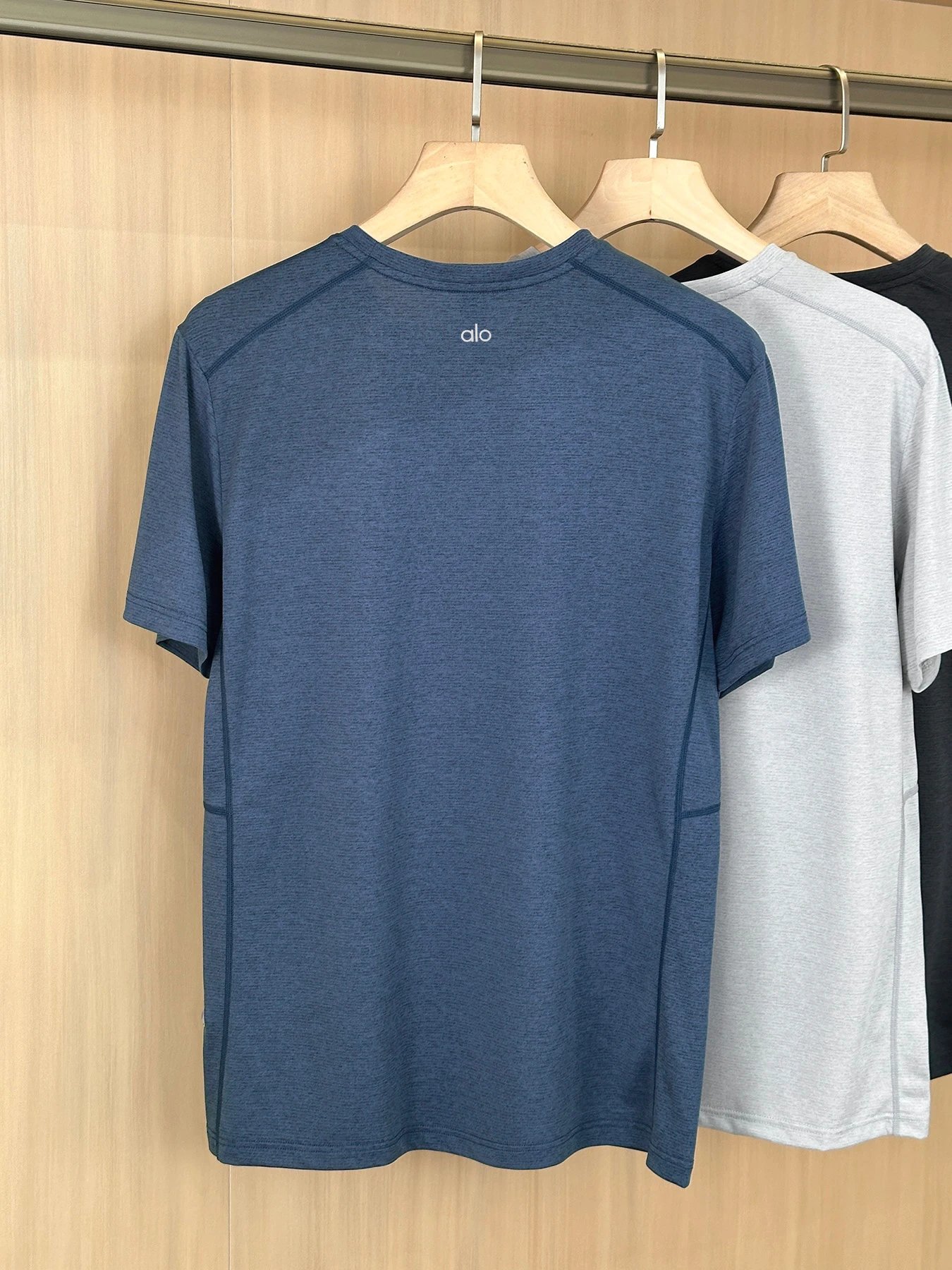 Design Performance Tech T-Shirt Heather Gray T-Shirt - 20