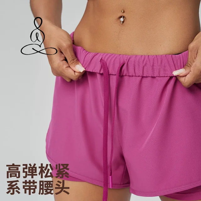 Alo Shorts Women's 2-in-1 running with inner liner product detail image 8