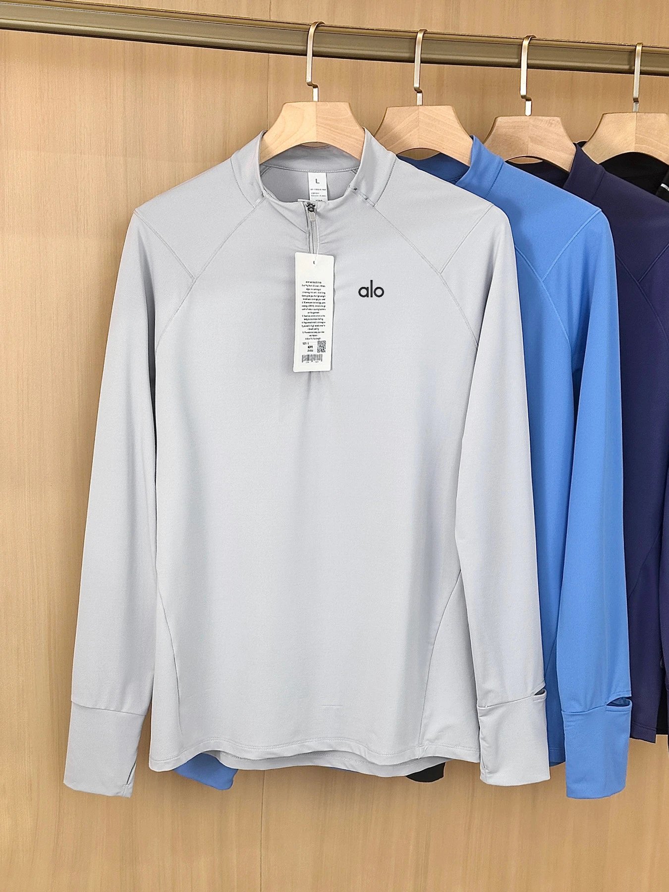 Alo Yoga T-Shirts Long-Sleeve Quarter-Zip Performance Top image 7