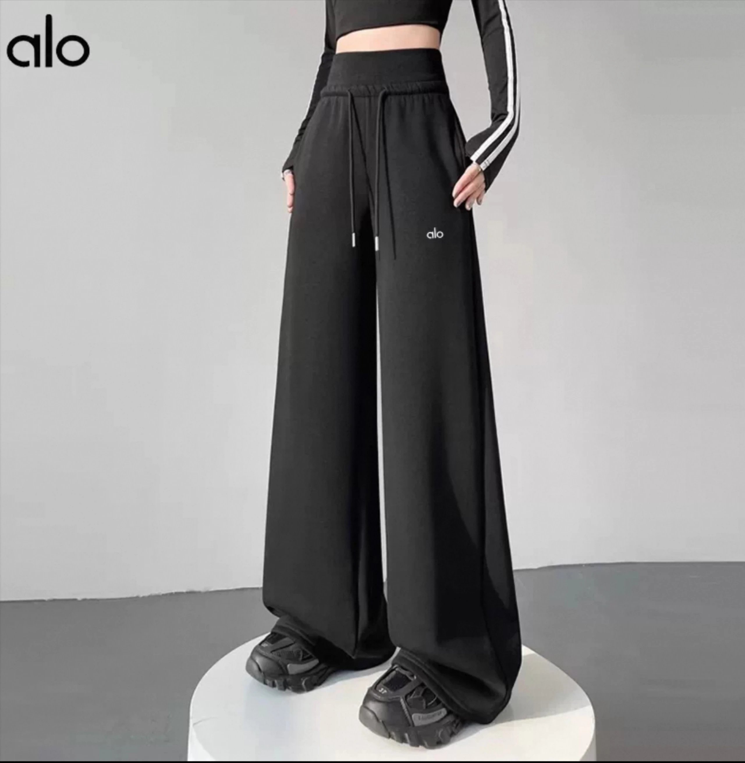 Alo Trousers High-waisted wide-leg drawstring sweatpants image 5