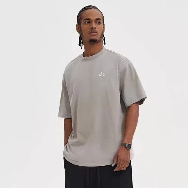 Alo T-Shirts Oversized washed crew-neck T-shirt product detail image 3