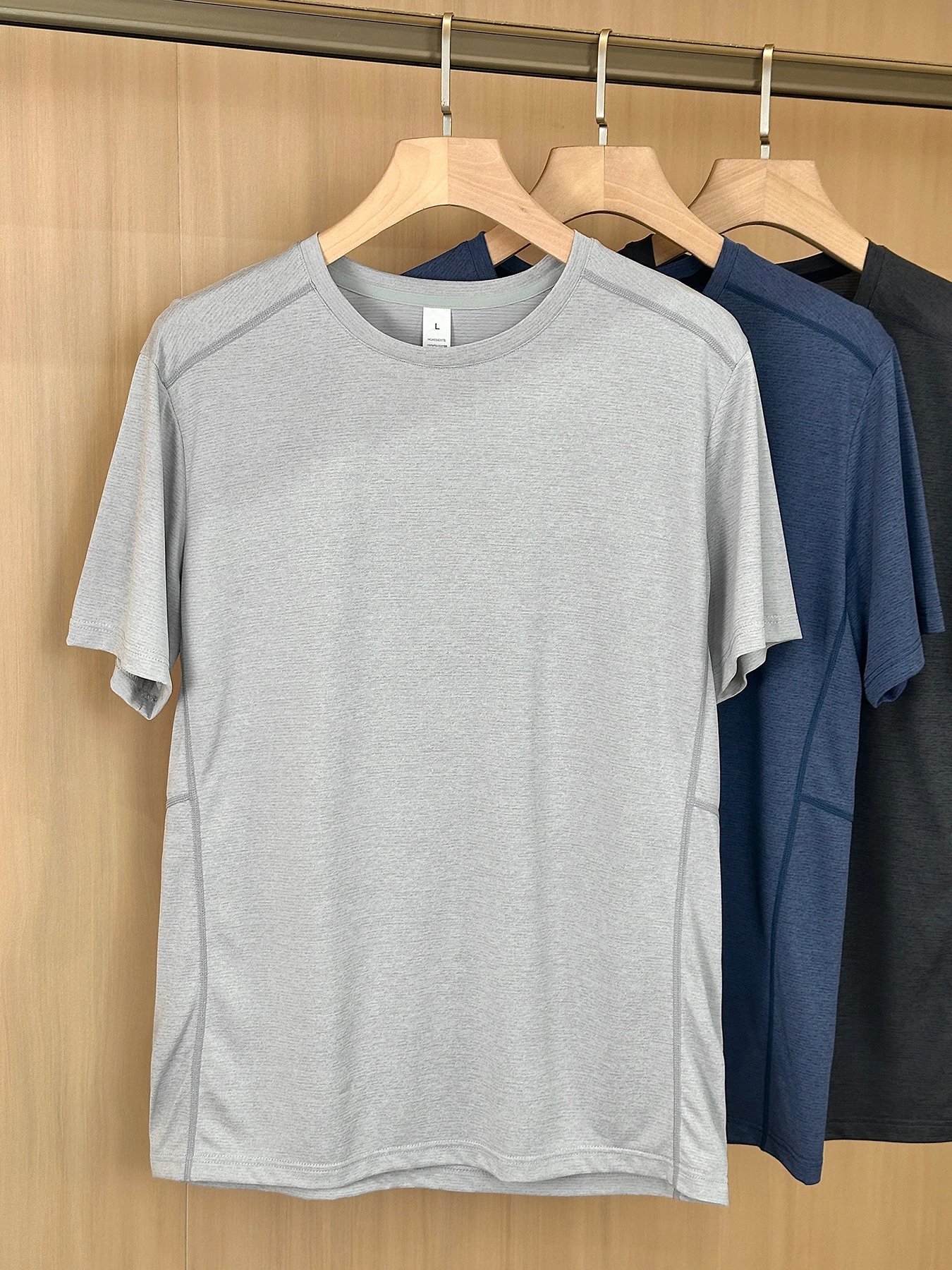 Design Performance Tech T-Shirt Heather Gray T-Shirt - 4