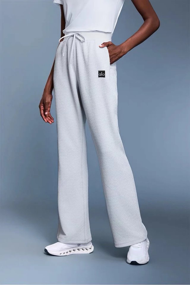 Alo Pants: seller detail photo 9