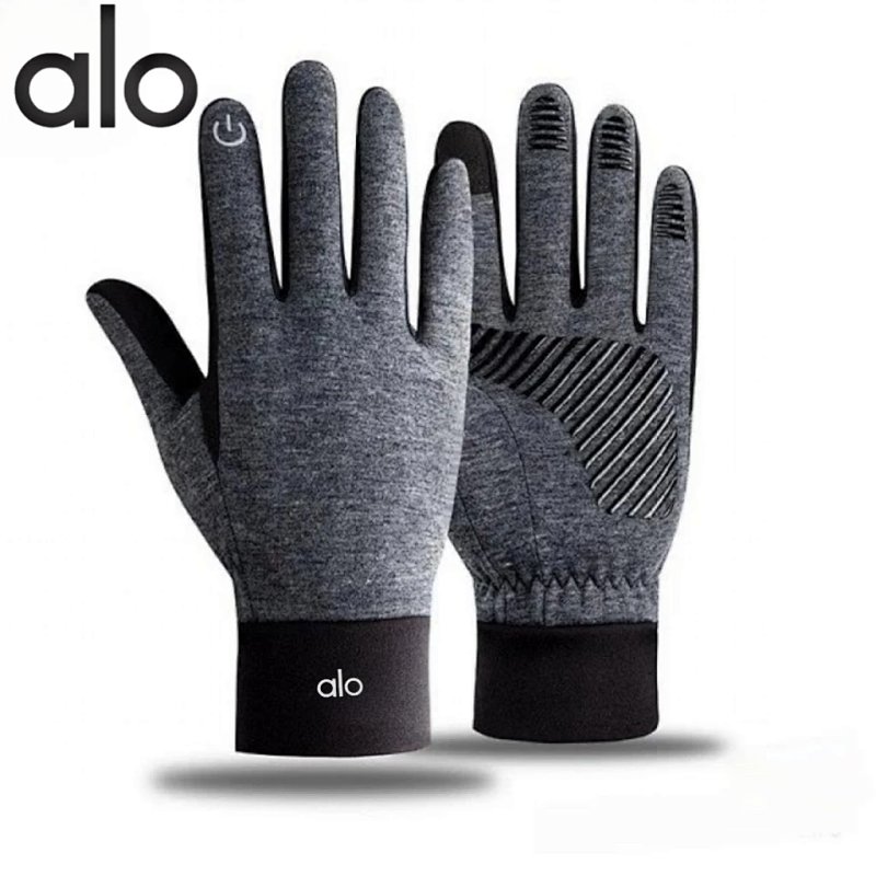 Gloves from Aloyoga