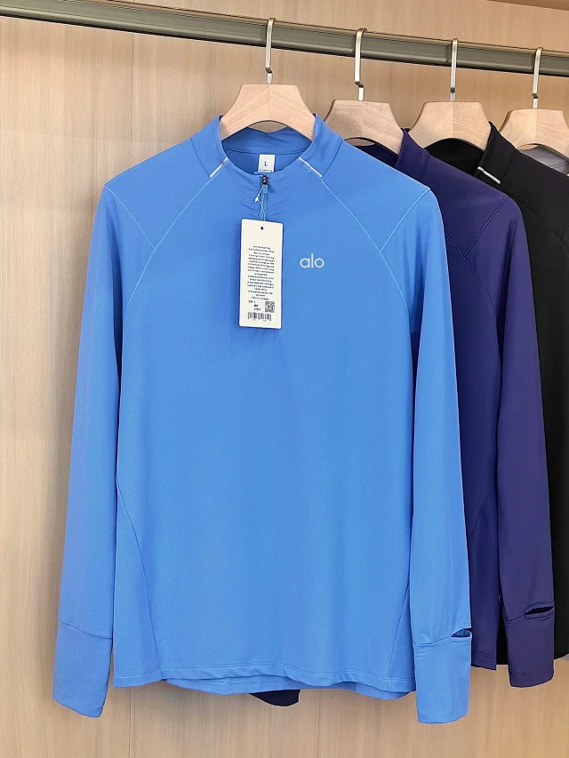 Alo Yoga T-Shirts Long-Sleeve Half-Zip Performance Top product detail image 6