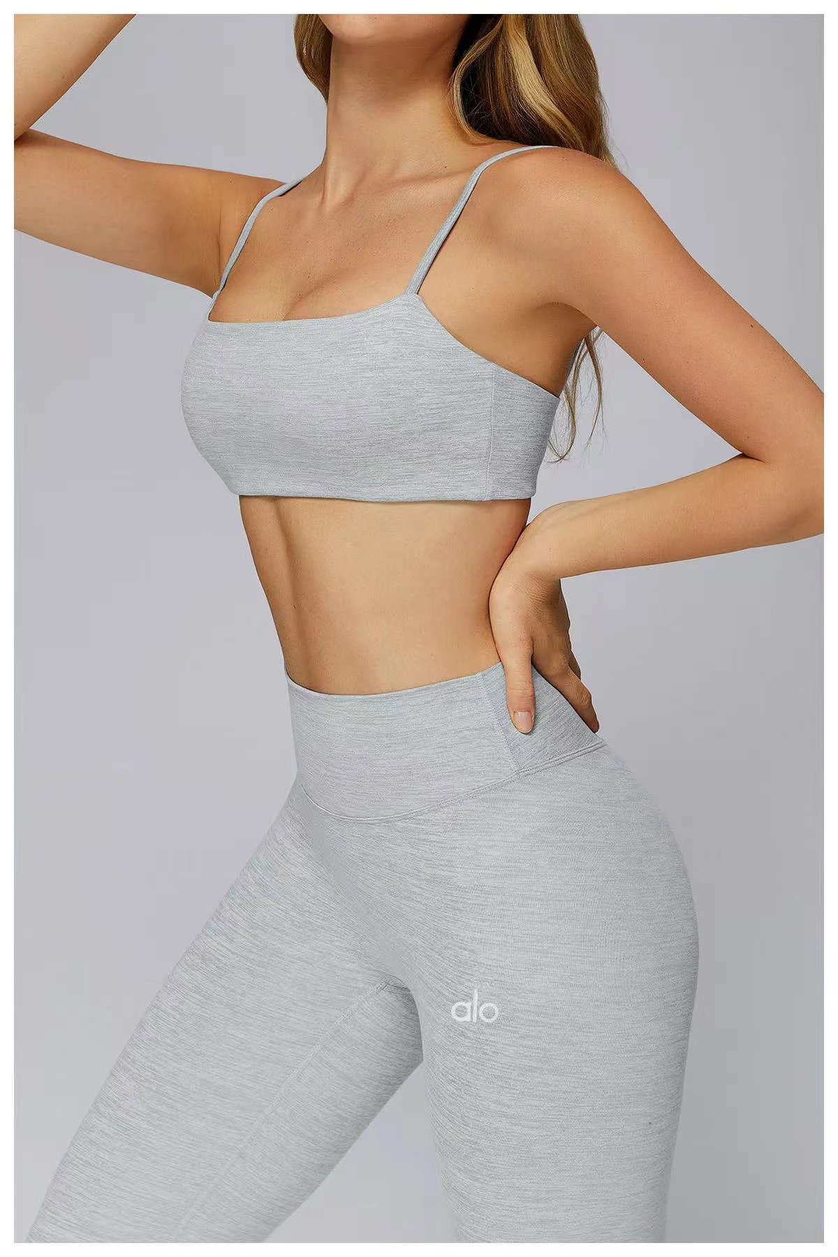 Design Square Neck Crop Top Red Activewear - 36