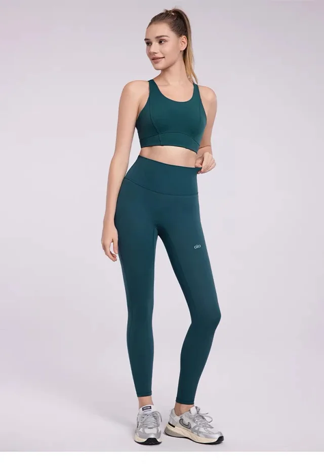 Cilo Underwear Crisscross-back sports bra product detail image 18
