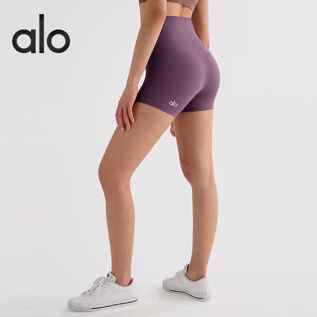 Alo High-Waisted Biker Shorts Black - 13