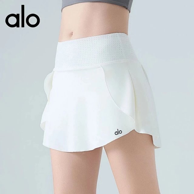 Alo Skirt: seller detail photo 3