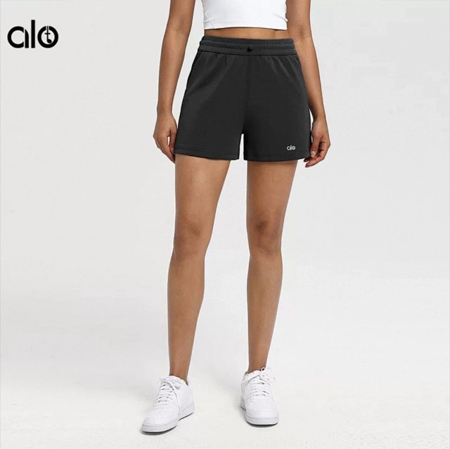 Alo Short: seller detail photo 2