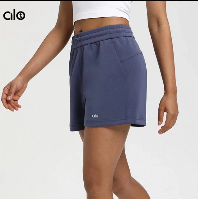 Alo Short: seller detail photo 3