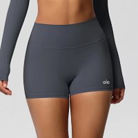 Alo Short — seller photo 9
