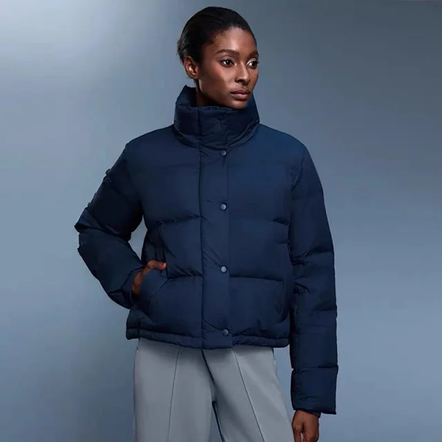 Alo Down Jackets Cropped hooded puffer jacket product detail image 7