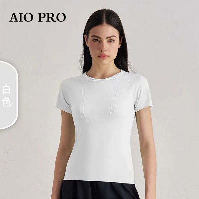 Alo Tee: seller detail photo 8