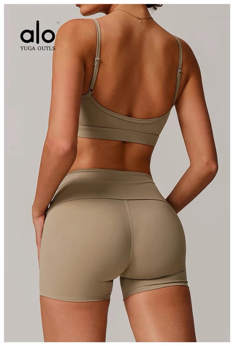 Alo Yoga Outls High-Waisted Fold-Over Shorts Black - 38