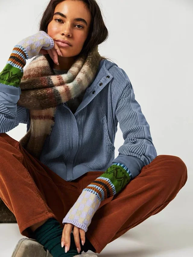 Alo Yoga Hoodies & Sweatshirts Waffle-knit cropped zip-up hooded sweatshirt product detail image 27