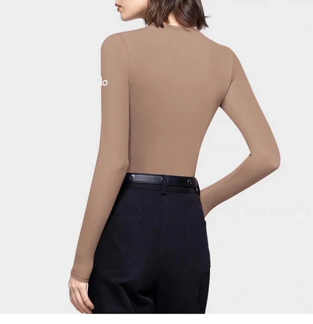 Alo Yoga T-Shirts Women's fitted long-sleeve crewneck cropped top product detail image 15