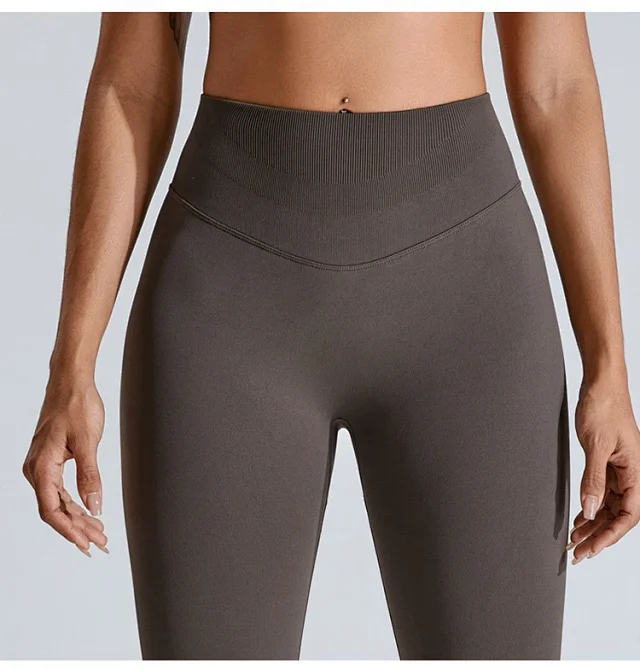 Alo Yoga Trousers High-Waisted V-Waist Scrunch Leggings product detail image 16