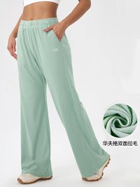 Alo Pants — seller photo 2