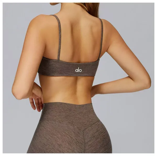 Design Square Neck Crop Top Red Activewear - 22