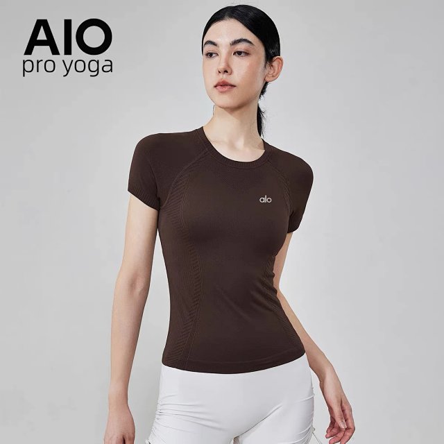 Alo Tee: seller detail photo 2