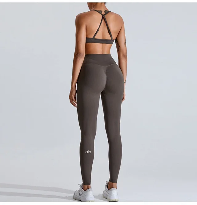 Alo Yoga Trousers High-Waisted V-Waist Scrunch Leggings product detail image 18