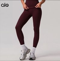 Alo Pants — seller photo 4