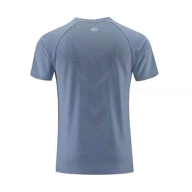 Alo T-Shirts Short-Sleeve Crewneck Performance T-Shirt with Reflective Shoulder Accents product detail image 14