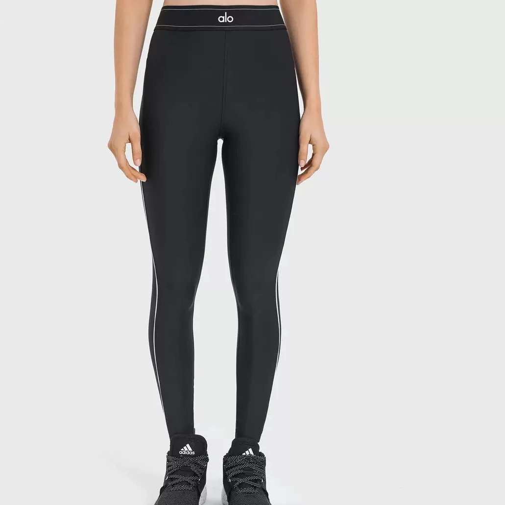 Alo Yoga Matching Sets Sports Bra and Leggings Set with Contrast Piping — Black pants