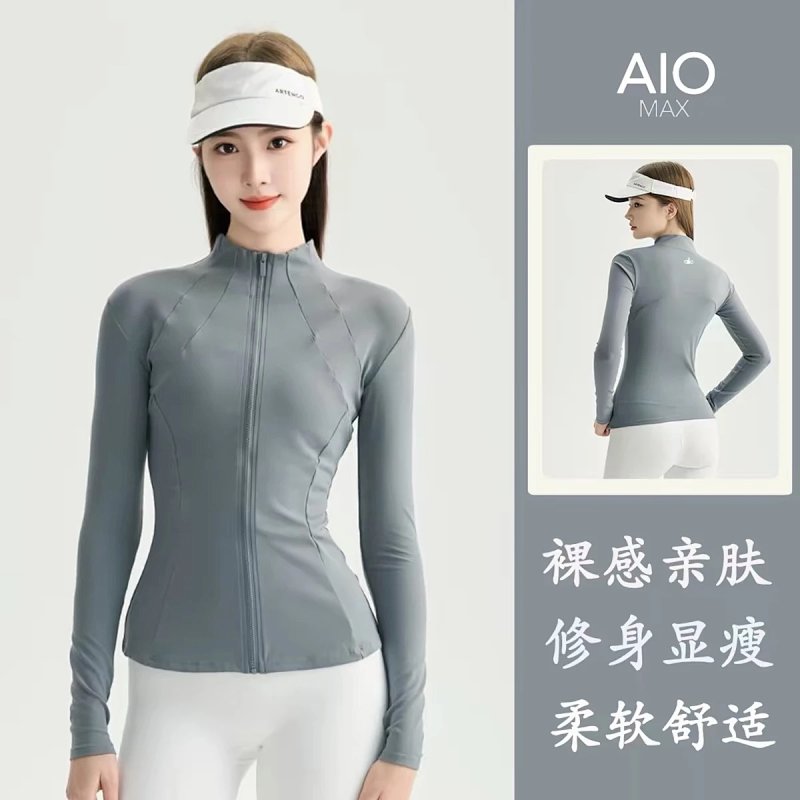 Jacket from Aloyoga