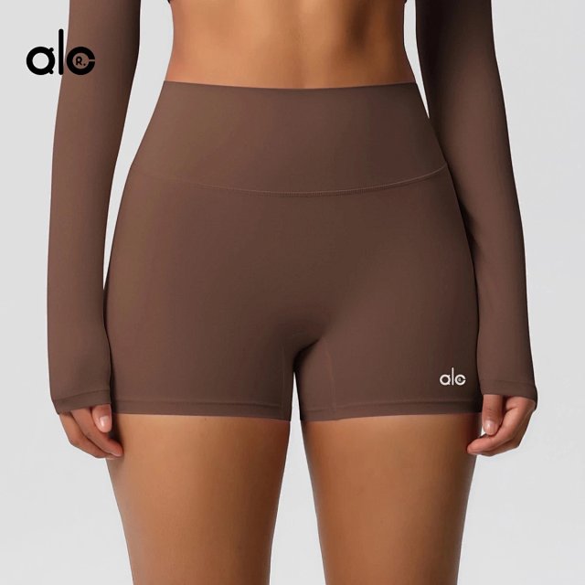 Alo Short: seller detail photo 2
