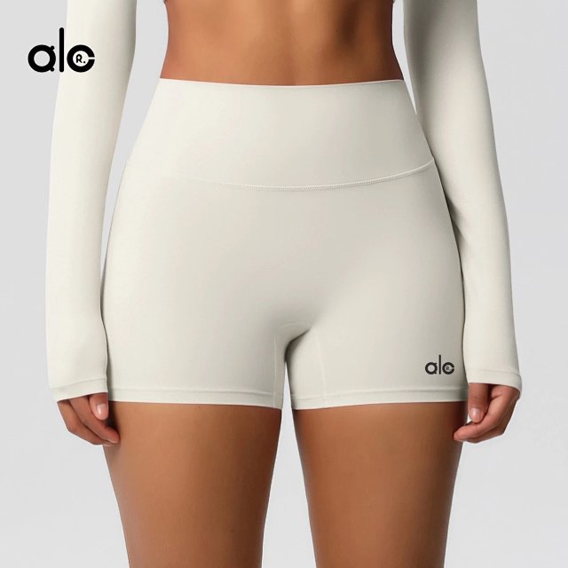 Alo Short: seller detail photo 4