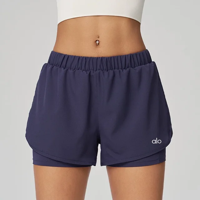 Alo Shorts Women's 2-in-1 running with inner liner product detail image 3