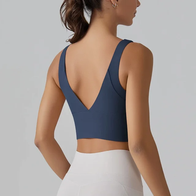 Alo Yoga Underwear Longline Scoop-Neck Sports Bra product detail image 15