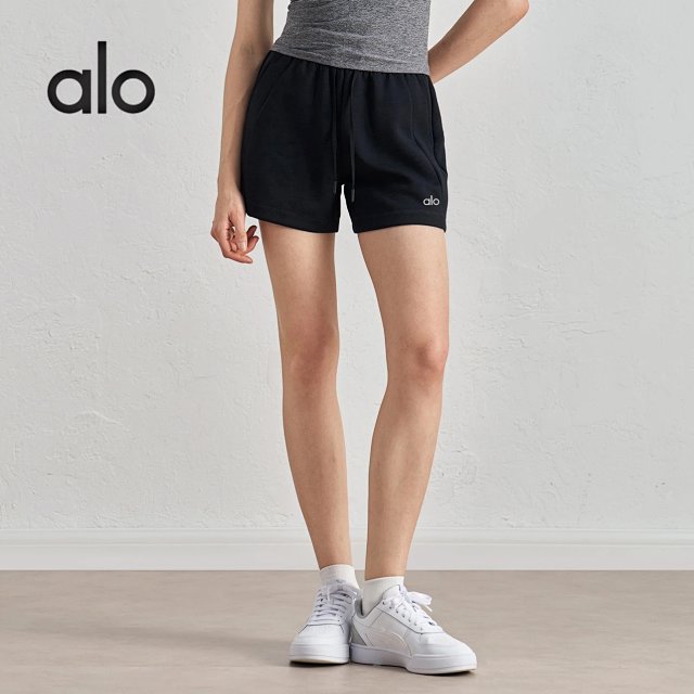 Alo Short: seller detail photo 3