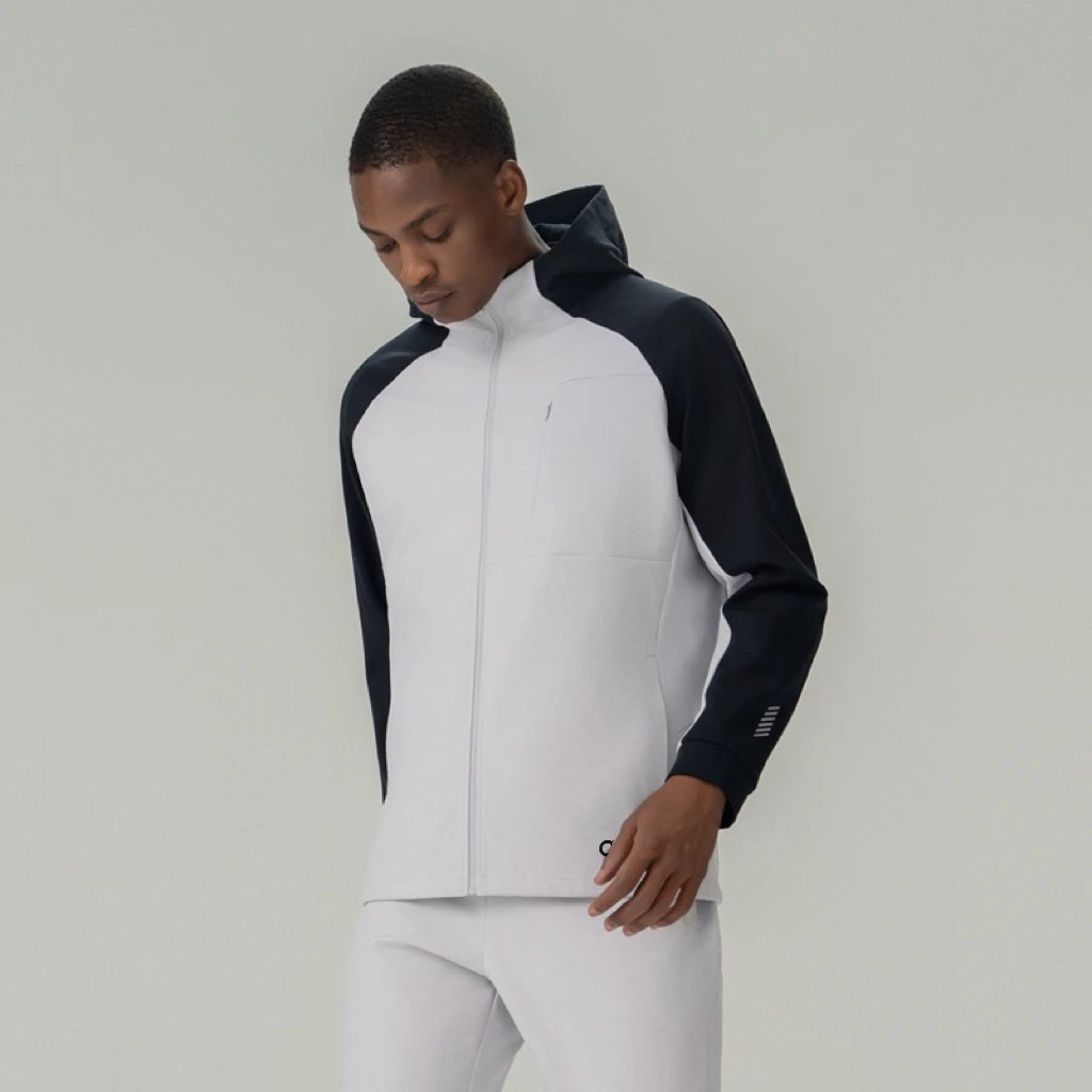 Alo Jackets Hooded full-zip jacket with contrast raglan sleeves image 4