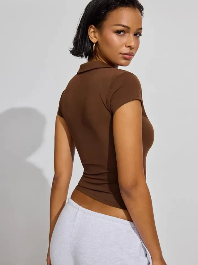 Alo Yoga Shirts Fitted cropped short-sleeve polo shirt product detail image 13