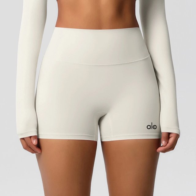 Alo Short: seller detail photo 9