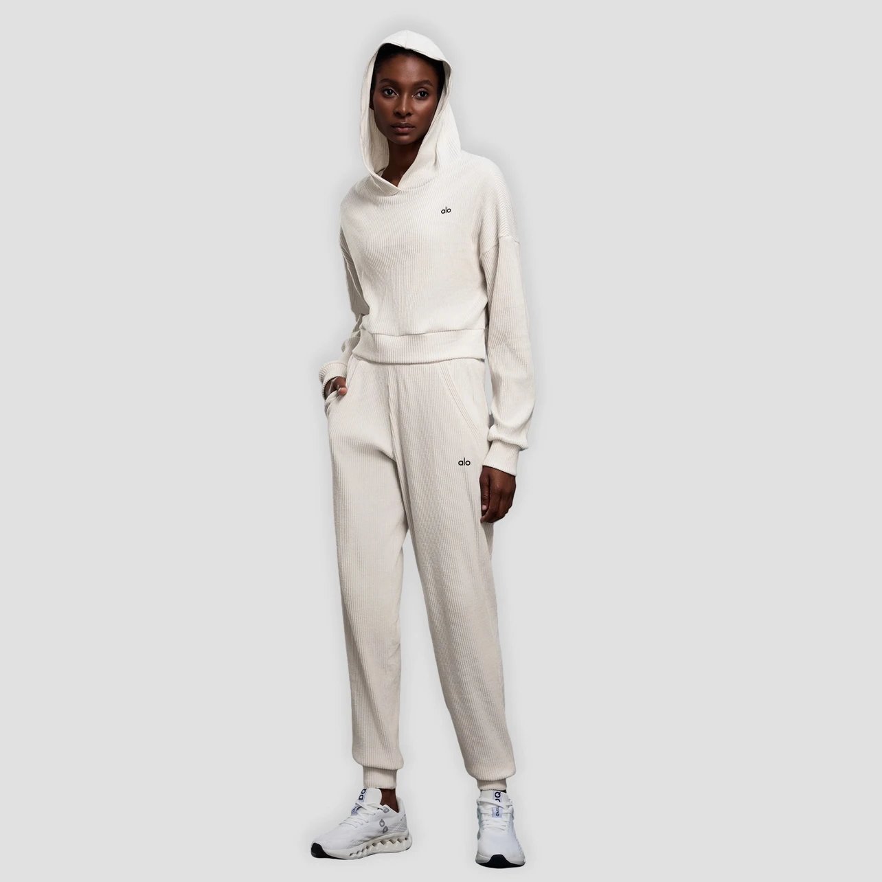 Alo Ribbed Cropped Hoodie and Sweatpants Set Gray - 12