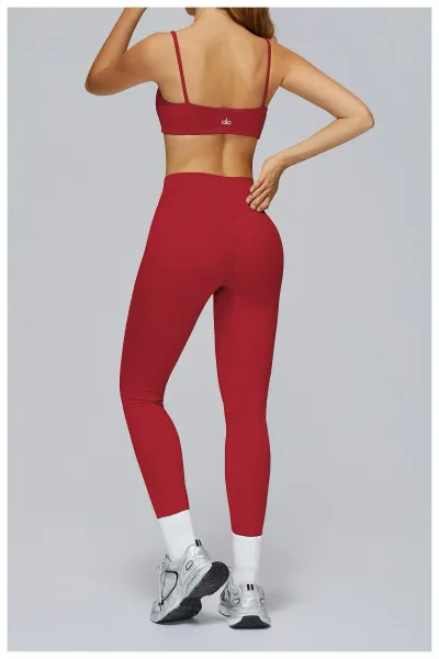 Design Square Neck Crop Top Red Activewear - 41