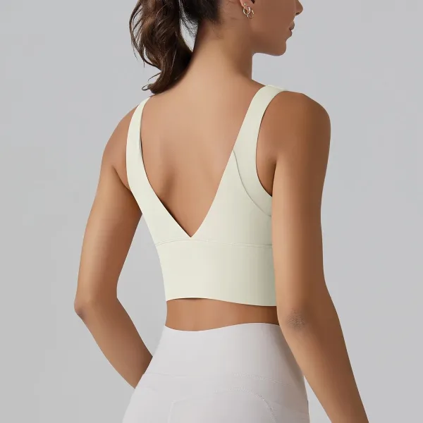 Alo Yoga Sculpt Seamless Sports Bra in Taupe Activewear - 18