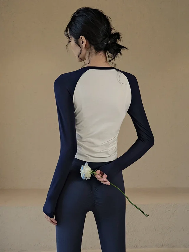 Alo Yoga Shirts Color-block long-sleeve athletic top product detail image 22