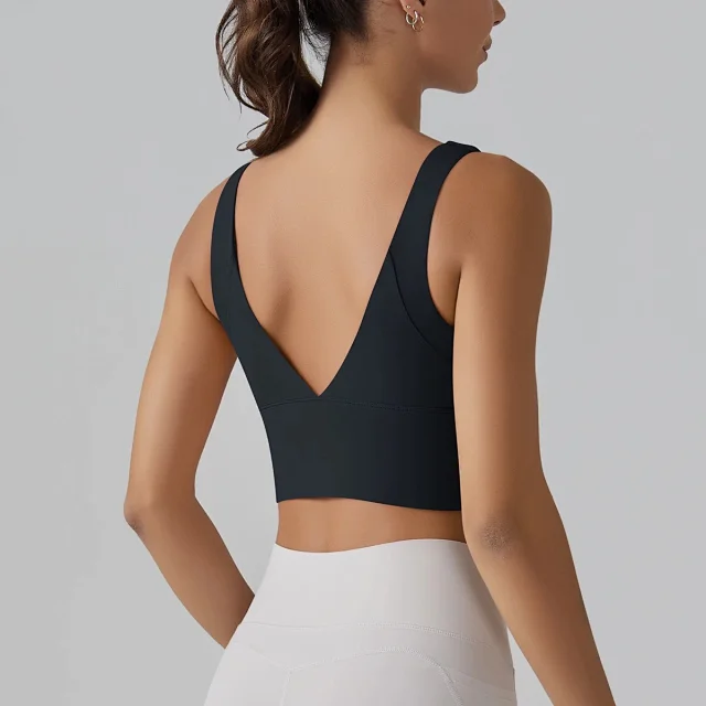 Alo Yoga Underwear Longline Scoop-Neck Sports Bra product detail image 19